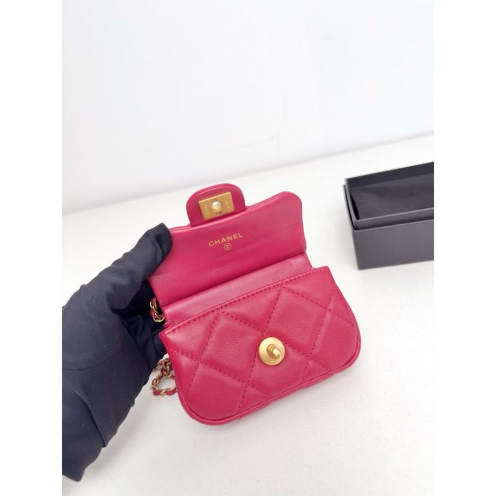 Chanel Women Pre-Loved Bag Very Good Condition - Picture 7 of 9